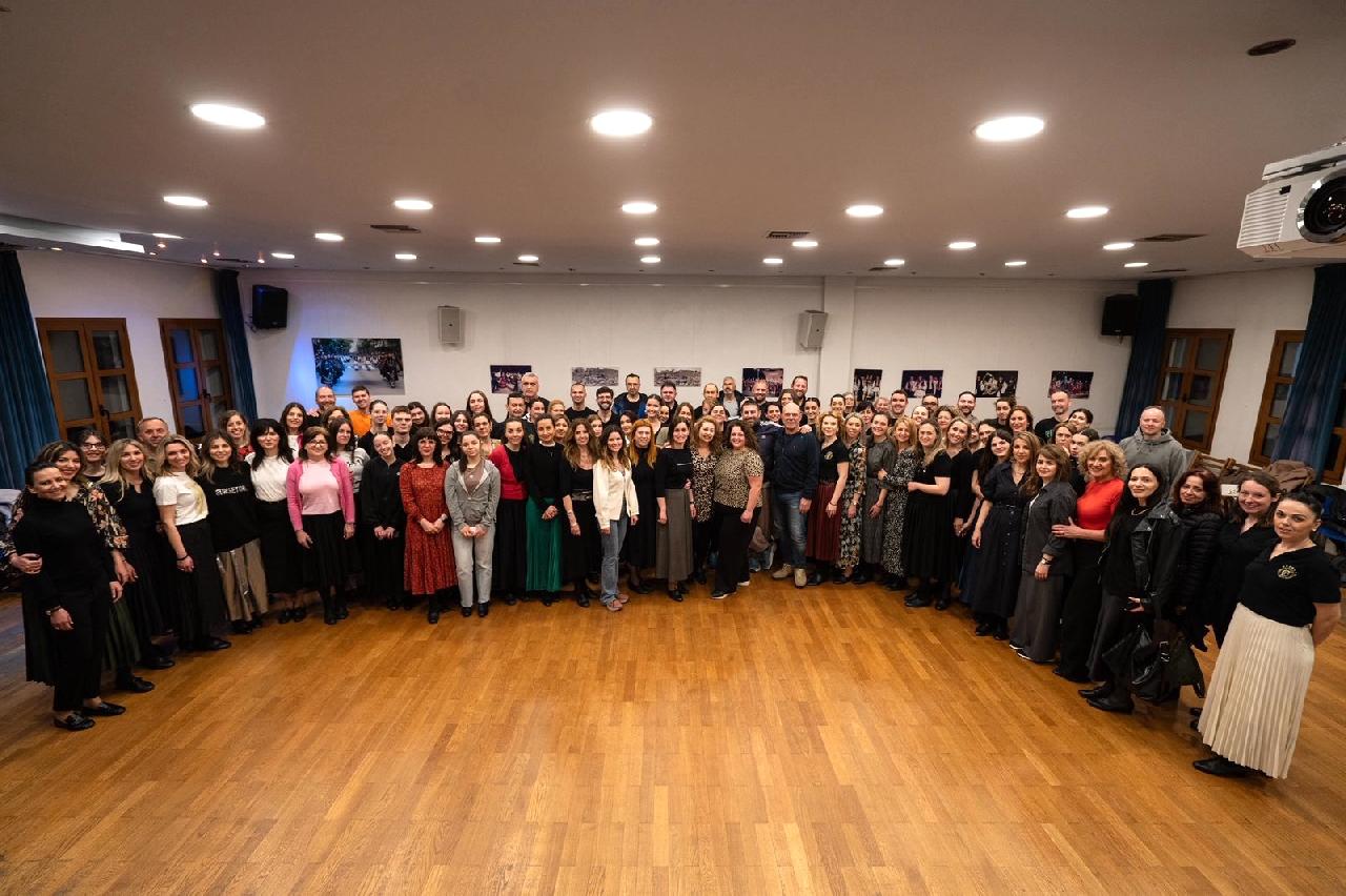 Δεκάδες φίλοι της παράδοσης στο σεμινάριο για τους Κυκλαδίτικους χορούς στο Λύκειον των Ελληνίδων μυήθηκαν στα μυστικά των κυ